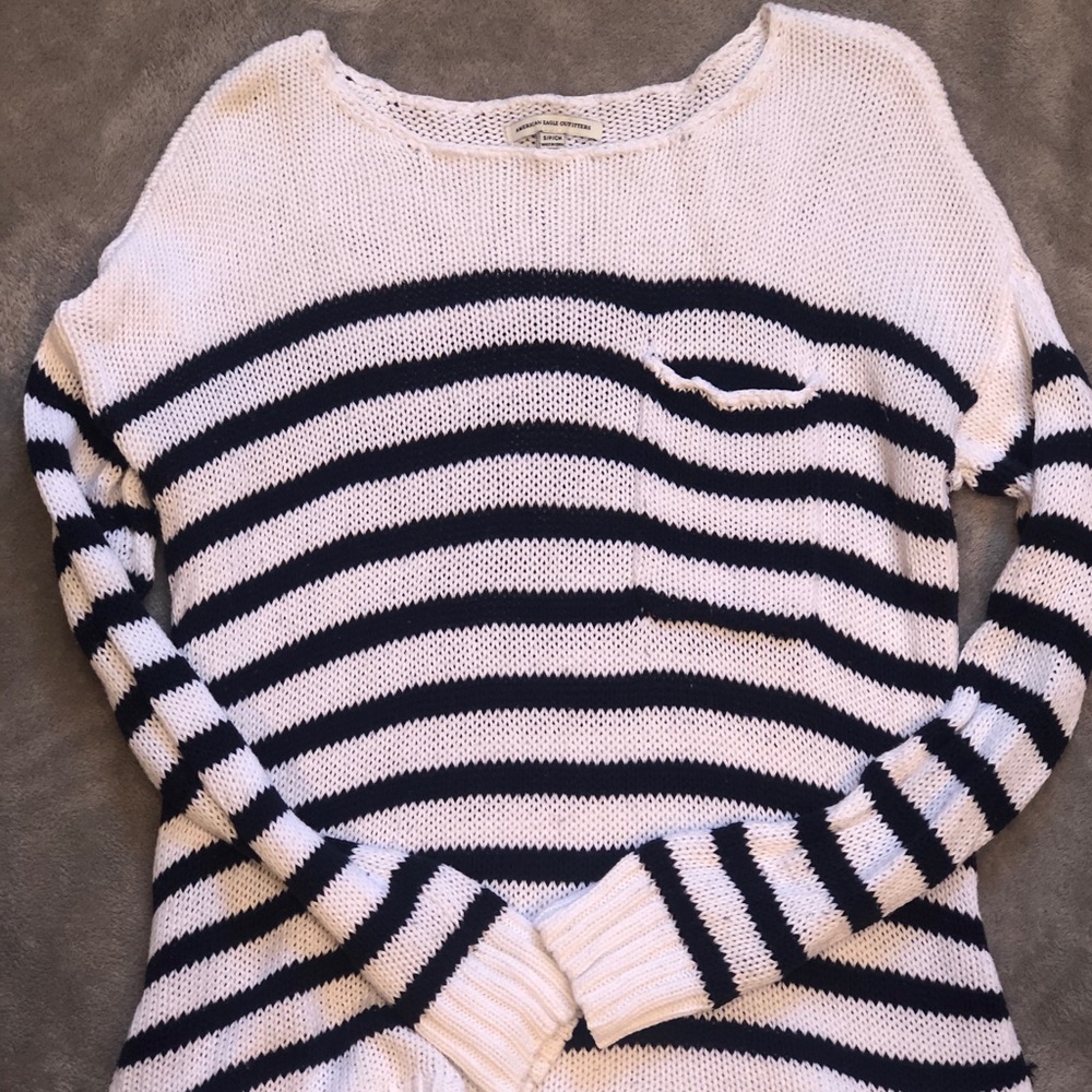 💜SWEATER navy and white stripped!!!! AEO